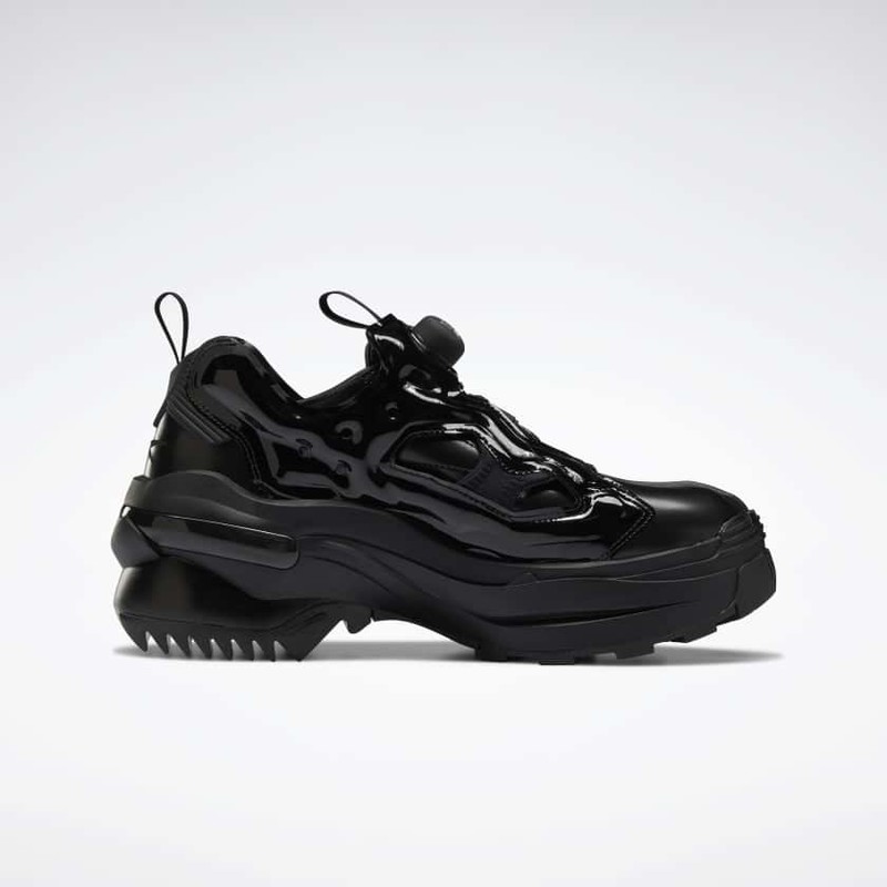 Maison Margiela x Reebok Tabi Instapump Fury Oxford Black